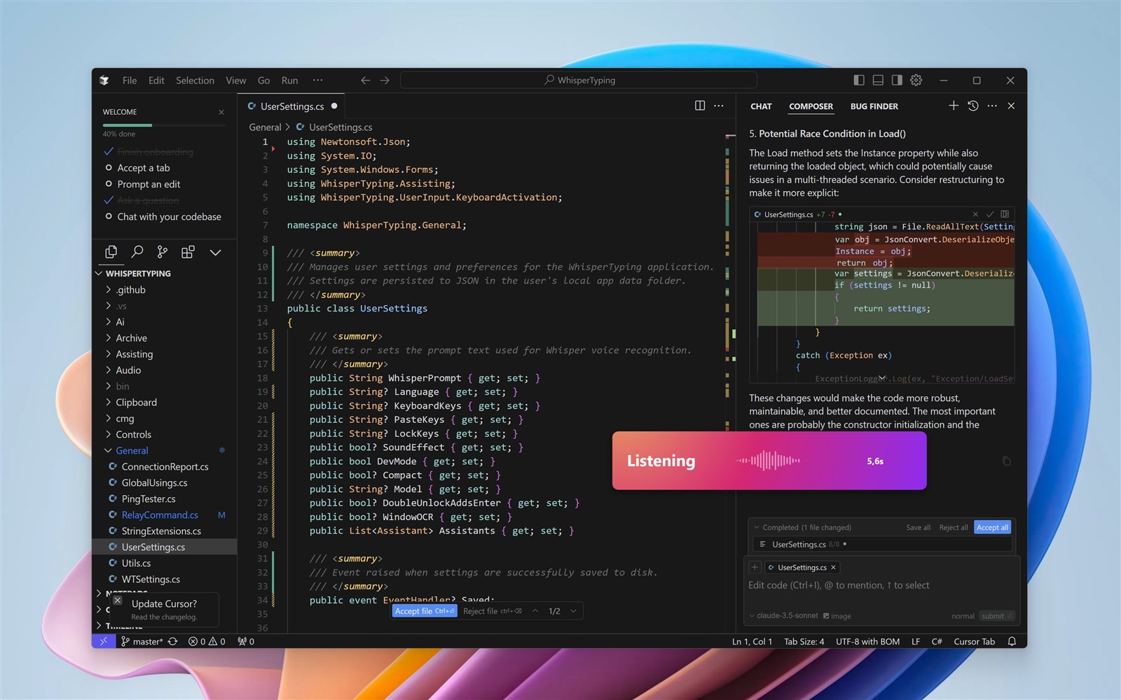 WhisperTyping dicteert een prompt in Cursor editor met de luisterindicator zichtbaar